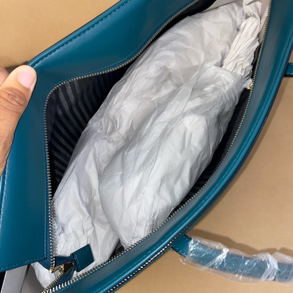 Victoria secret Tote - Picture 4 of 4